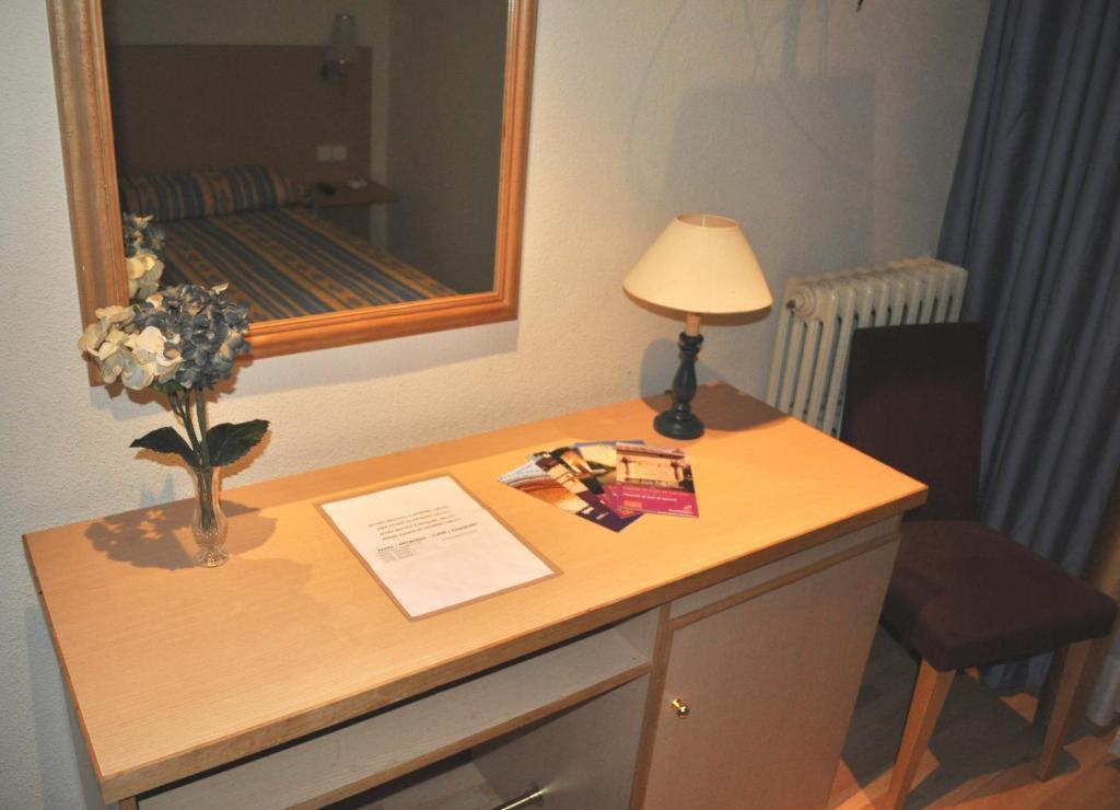 Hotel Espana Guadalajara Szoba fotó